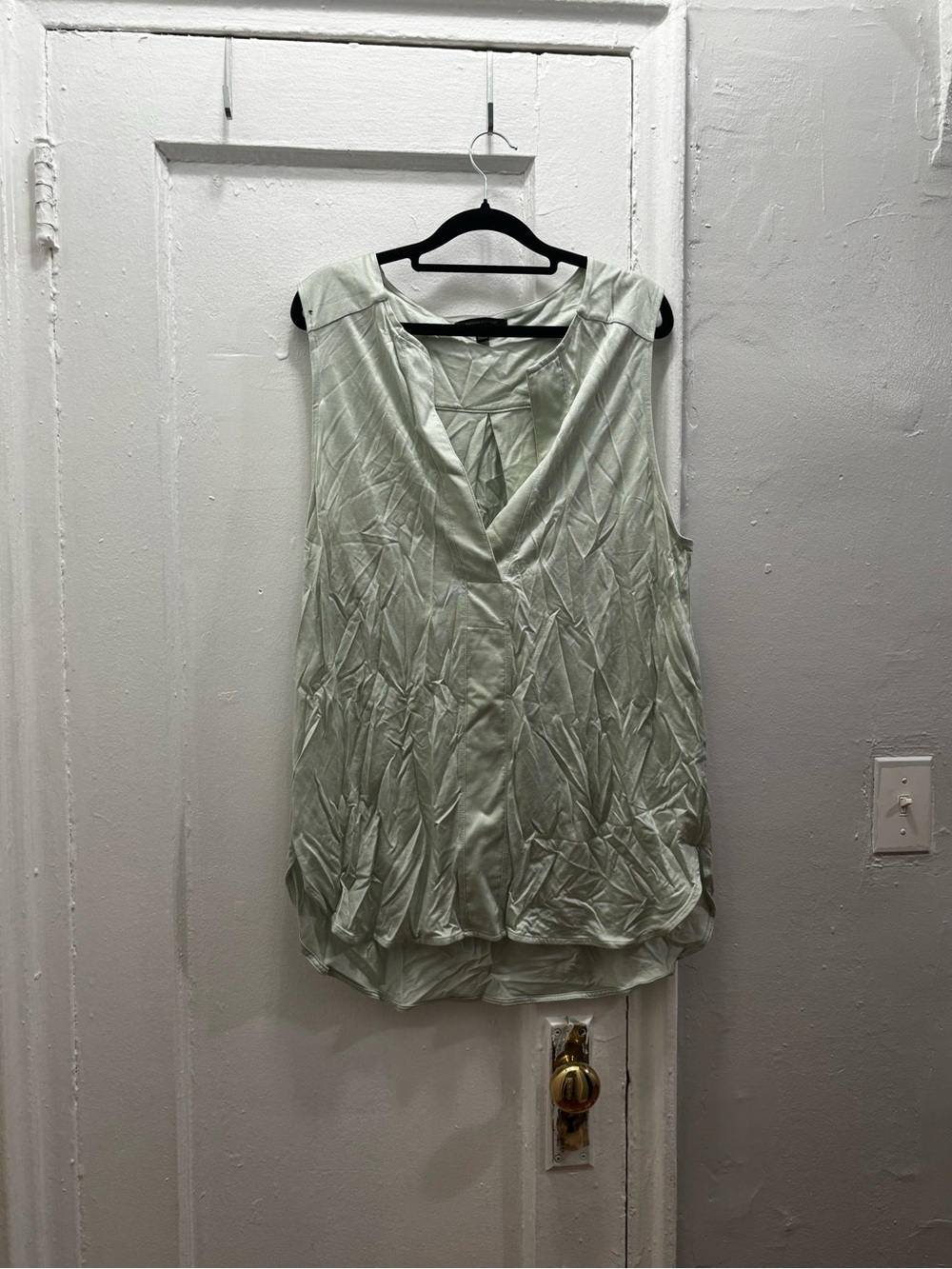 Banana Republic Light Sage Sleeveless V-Neck Camisole